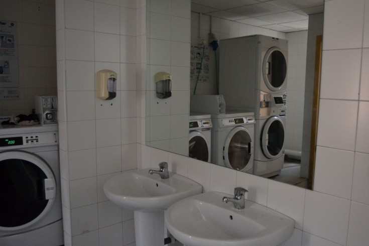 Sala lavandería (autoservicio)